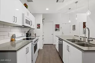 1130 N 2nd St, Phoenix, AZ 85004 - Photo 4