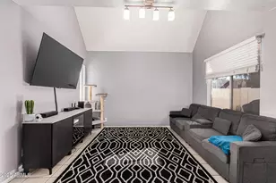 1342 W Emerald Ave, Mesa, AZ 85202 - Photo 4