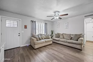 7231 W Flower St, Phoenix, AZ 85033 - Photo 8