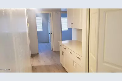 2001 W Summit Place, Chandler, AZ 85224 - Photo 6