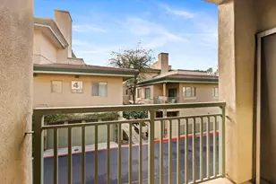 815 E Rose Ln, Phoenix, AZ 85014 - Photo 8