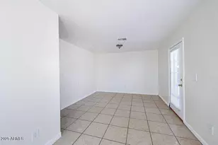 2614 E Monte Vista Rd, Phoenix, AZ 85008 - Photo 6