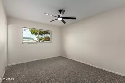 8450 E Windsor Avenue, Scottsdale, AZ 85257 - Photo 18