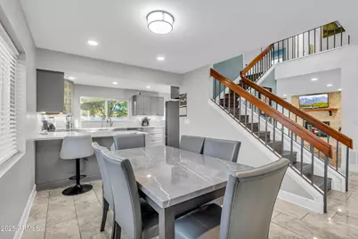 909 W Obispo Avenue, Mesa, AZ 85210 - Photo 8