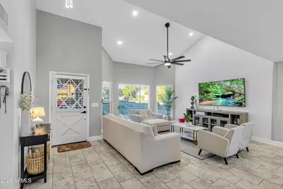 909 W Obispo Avenue, Mesa, AZ 85210 - Photo 4