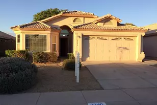2240 E Aire Libre Ave, Phoenix, AZ 85022 - Photo 1