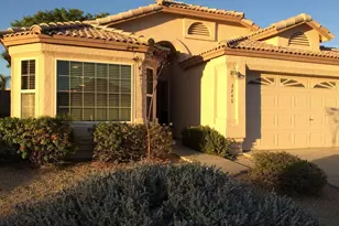 2240 E Aire Libre Ave, Phoenix, AZ 85022 - Photo 18