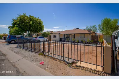 3741 W Moreland Street, Phoenix, AZ 85009 - Photo 1