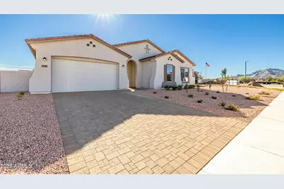 19959 W Mulberry Drive, Buckeye, AZ 85396 - Photo 2