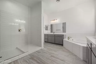 19959 W Mulberry Drive, Buckeye, AZ 85396 - Photo 6