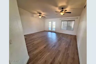 8136 W Stella Avenue, Glendale, AZ 85303 - Photo 8