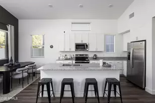 9117 N 181st Ave, Waddell, AZ 85355 - Photo 6