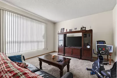 11034 W Crestbrook Drive, Sun City, AZ 85351 - Photo 8