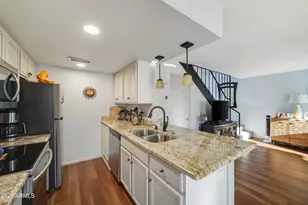 834 E Joan D Arc Ave, Phoenix, AZ 85022 - Photo 8