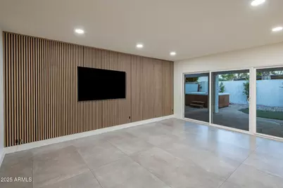 7727 E Valley View Road, Scottsdale, AZ 85250 - Photo 10