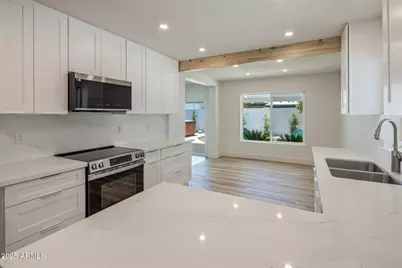 7727 E Valley View Road, Scottsdale, AZ 85250 - Photo 4