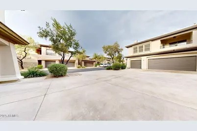 20121 N 76th Street #1047, Scottsdale, AZ 85255 - Photo 2