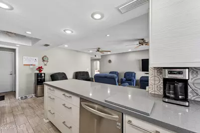 828 W Rice Drive, Tempe, AZ 85283 - Photo 2