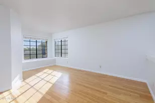 1025 E Highland Ave, Phoenix, AZ 85014 - Photo 12