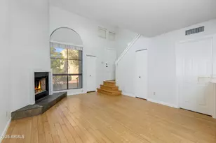 1025 E Highland Ave, Phoenix, AZ 85014 - Photo 8