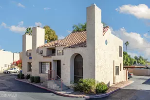 1025 E Highland Ave, Phoenix, AZ 85014 - Photo 1