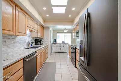 18439 N Conestoga Drive, Sun City, AZ 85373 - Photo 8