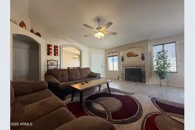 112 W Smoke Tree Road, Gilbert, AZ 85233 - Photo 6