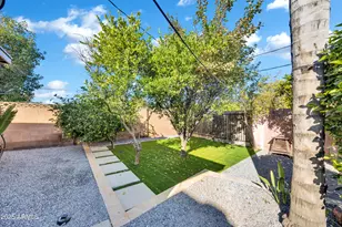 3828 E Sahuaro Dr, Phoenix, AZ 85028 - Photo 24