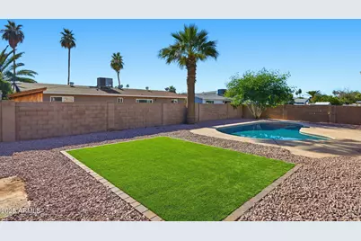 4743 W Shaw Butte Drive, Glendale, AZ 85304 - Photo 8