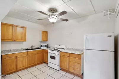 126 N 10th Avenue #2, Phoenix, AZ 85007 - Photo 4