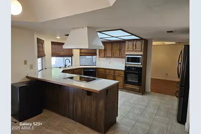 2344 W Lobo Avenue, Mesa, AZ 85202 - Photo 8