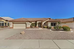 15924 W Falcon Ridge Dr, Sun City West, AZ 85375 - Photo 8