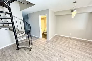 1425 E Desert Cove Ave, Phoenix, AZ 85020 - Photo 12