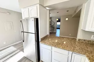 1425 E Desert Cove Ave, Phoenix, AZ 85020 - Photo 20