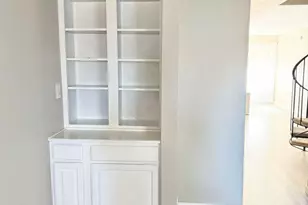 1425 E Desert Cove Ave, Phoenix, AZ 85020 - Photo 10