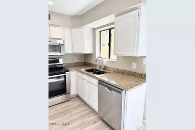 1425 E Desert Cove Avenue #2, Phoenix, AZ 85020 - Photo 18
