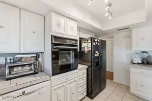 8479 E Chaparral Rd, Scottsdale, AZ 85250 - Photo 18