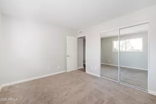 8643 E Palo Verde Dr, Scottsdale, AZ 85250 - Photo 16