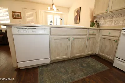 6390 S Granite Drive, Chandler, AZ 85249 - Photo 10