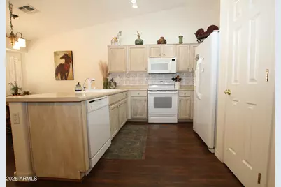 6390 S Granite Drive, Chandler, AZ 85249 - Photo 8