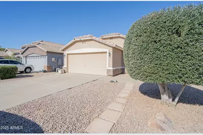 1314 E Cottonwood Road, San Tan Valley, AZ 85140 - Photo 1