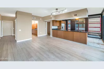 4808 N 24th Street #522, Phoenix, AZ 85016 - Photo 2