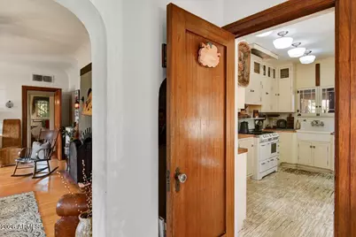 922 W Willetta Street, Phoenix, AZ 85007 - Photo 14