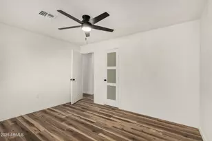 903 E Amelia Ave, Phoenix, AZ 85014 - Photo 22