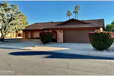 1105 W Juanita Avenue, Mesa, AZ 85210 - Photo 1