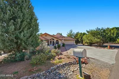 15 Drum Beat Circle, Sedona, AZ 86336 - Photo 2