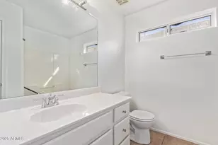 2214 E Wahalla Ln, Phoenix, AZ 85024 - Photo 16