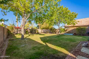 2214 E Wahalla Ln, Phoenix, AZ 85024 - Photo 20