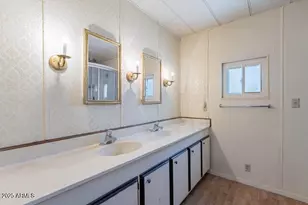 201 S Greenfield Rd, Mesa, AZ 85206 - Photo 32