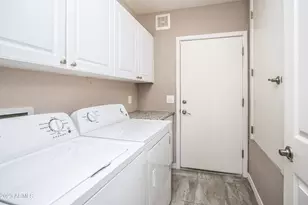 3800 S Cantabria Cir, Chandler, AZ 85248 - Photo 28